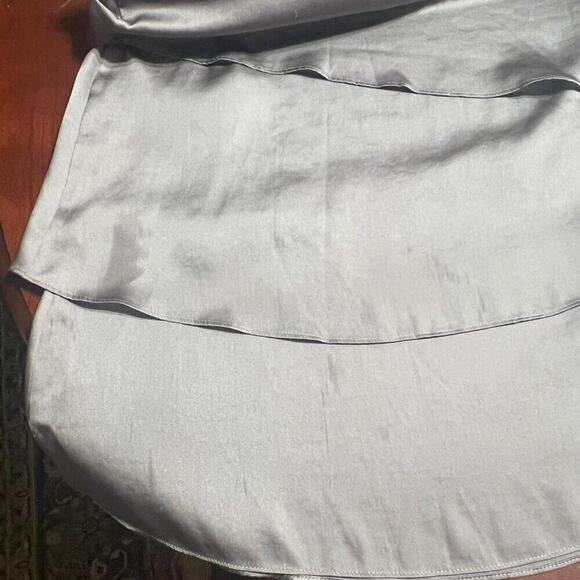 Fashion Bug Silver Grey 1X Layered Ruffly Sleeveless Women's Blouse Feminine - Picture 6 of 16